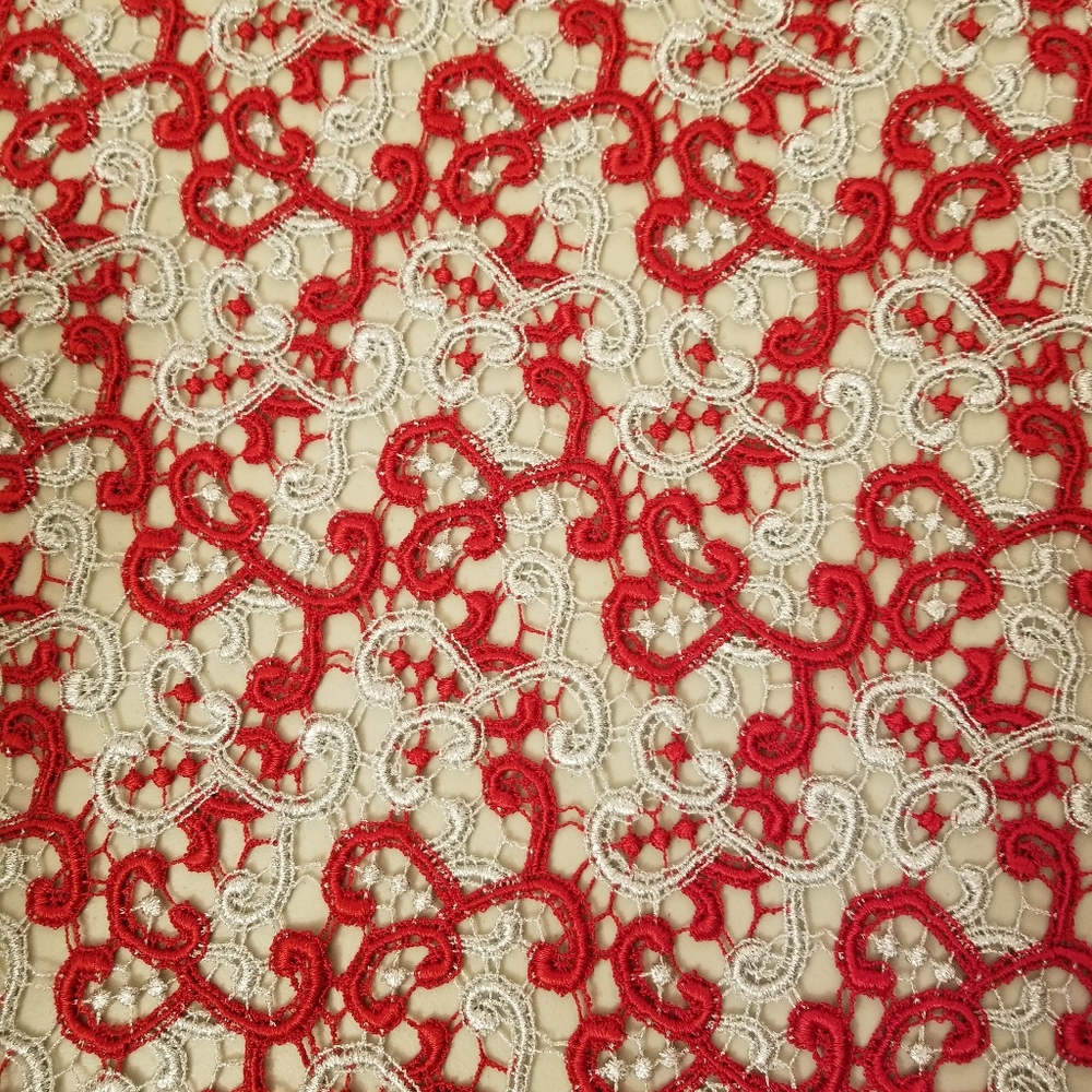 Red/Silver Lace Table Runner